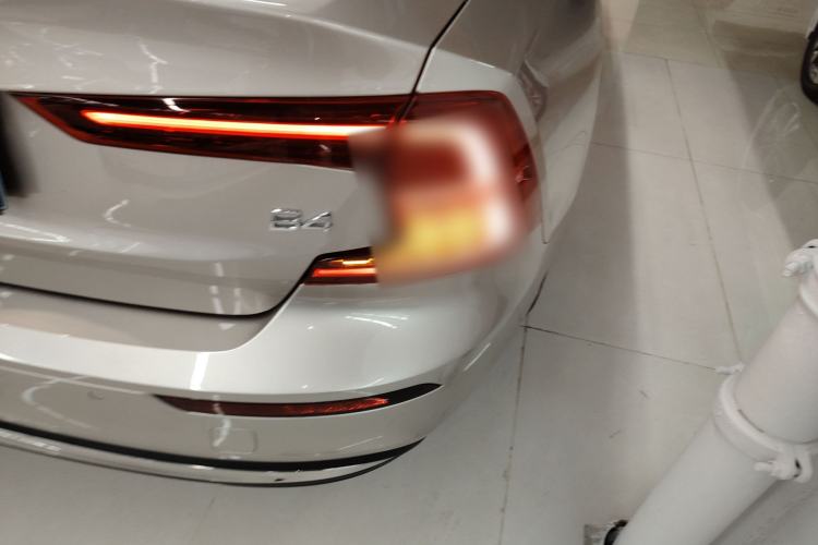 Used Volvo S60 2023 B4 Zhiyuan Luxury Edition
