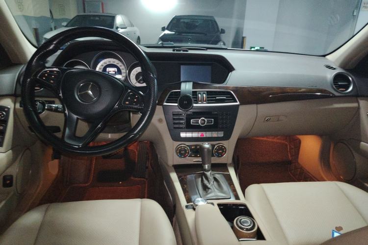 Used Mercedes-Benz C-Class 2013 C 260 CGI Elegant Model