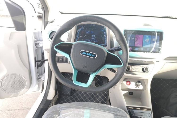 Used JMEV Xiao Qilin 2024 201 km Luxury Version