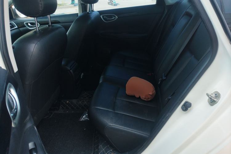 Used Nissan Sylphy 2022 Classic 1.6XL CVT Luxury Edition Left Rear Seat