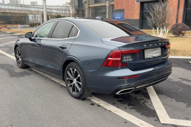 Used Volvo S60 2021 T4 Zhiyi Luxury Edition
