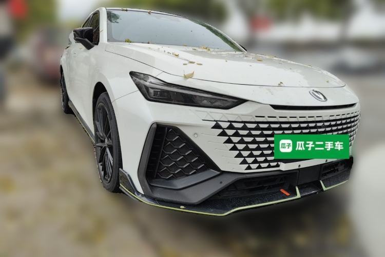 Used CHANGAN UNI-V 2022 2.0T Leading-Speed Edition
