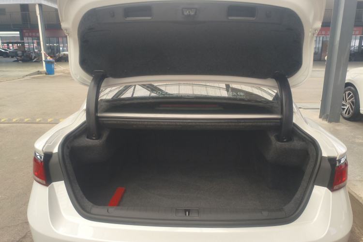 Used Geely Auto Emgrand GT 2020 Revised 1.8T Navigation Edition Trunk