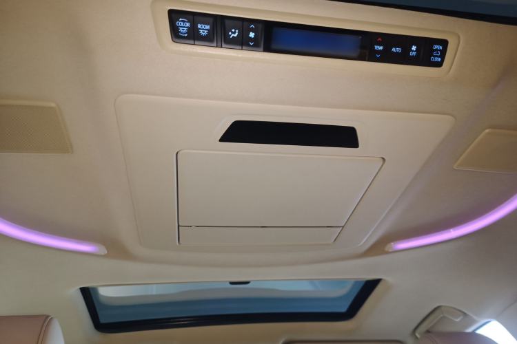 Used Toyota Alphard 2018 Revised Version 3.5L Luxury Edition