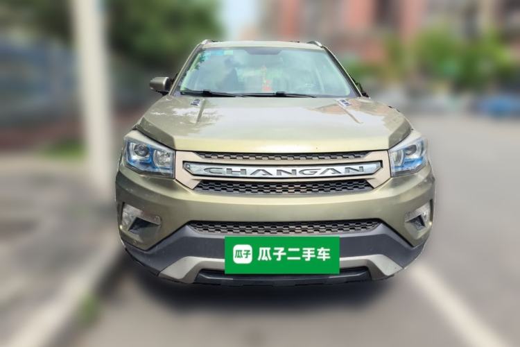 Used CHANGAN CS75 2014 2.0L Manual Leading Version China IV Standard
