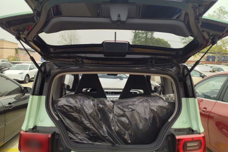 Used Wuling Hongguang MINIEV 2022 Macaron Premium Model – Lithium Iron Phosphate Trunk