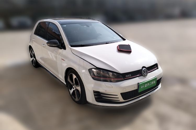 Used Volkswagen Golf GTI 2016 2.0 TSI GTI Front Right 45 Deg