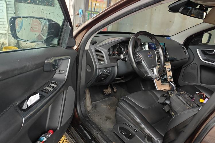 Used Volvo XC60 2016 T5 Smart Upgrade Model