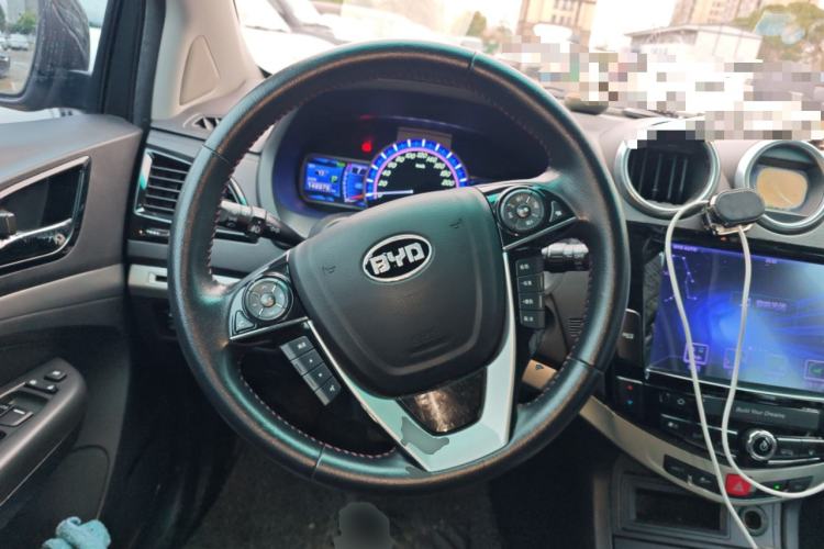 Used BYD S7 2015 2.0T Automatic Prestige Model