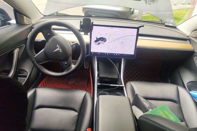 Used Tesla Model 3 2020 Refreshed Version Long-Range Rear-Wheel Drive Center Console