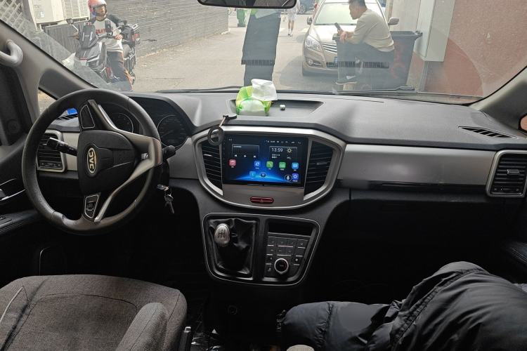 Used JAC Refine M4 2019 Business & Travel Series 2.0L Manual Speed Delivery Version China V Standard
