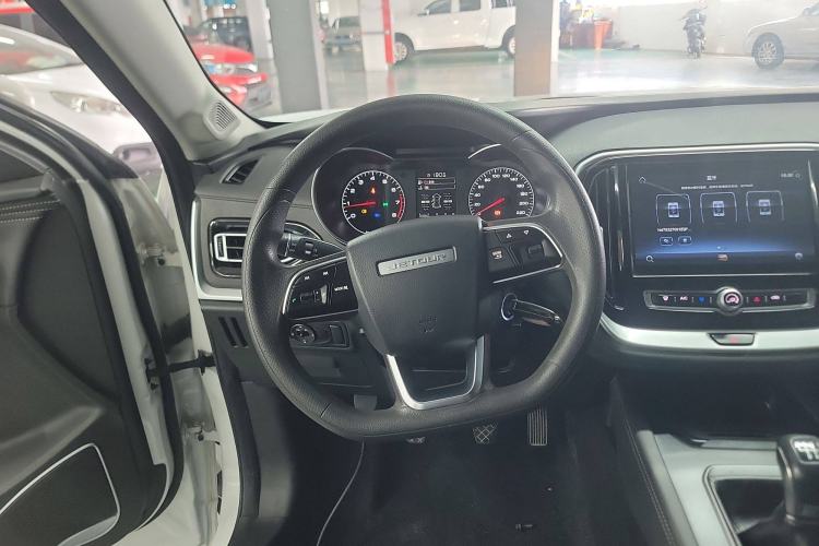 Used JETOUR X70M 2021 1.5T Manual Urban Partner Model 5 Seats Steering Wheel