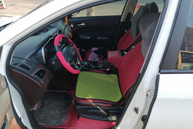 Used Haima V70 2016 1.5T Automatic Comfort & Enjoyment Version 7 Seats
