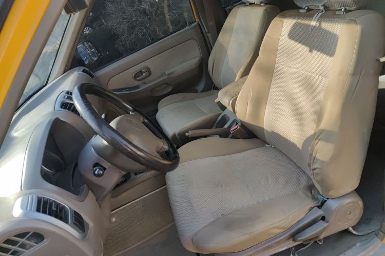 Used JMC Baodian 2015 2.8T New Value-Added Diesel Two-Wheel Drive Extended Version JX493ZLQ4C
