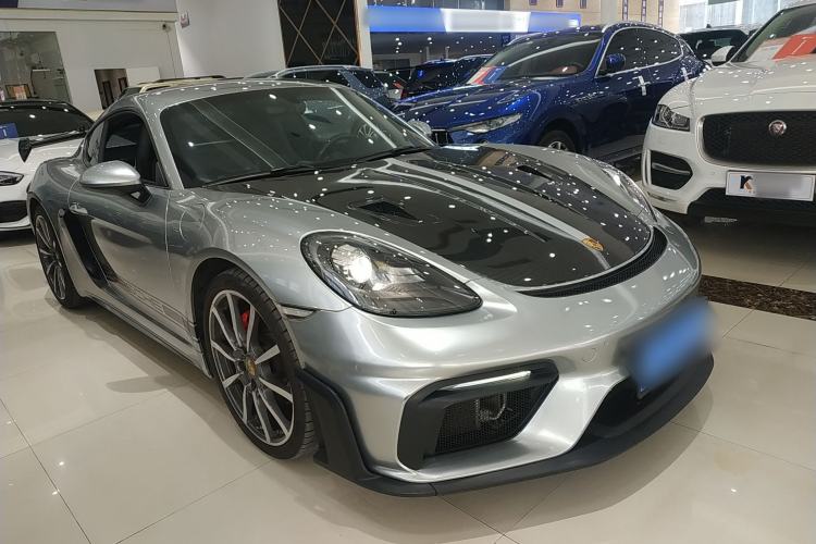 Used Porsche 718 2020 Cayman 2.0T Front Right 45 Deg