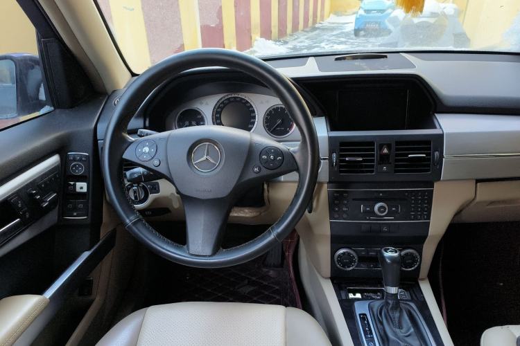 Used Mercedes-Benz GLK-Class 2011 GLK 300 4MATIC Fashion Model