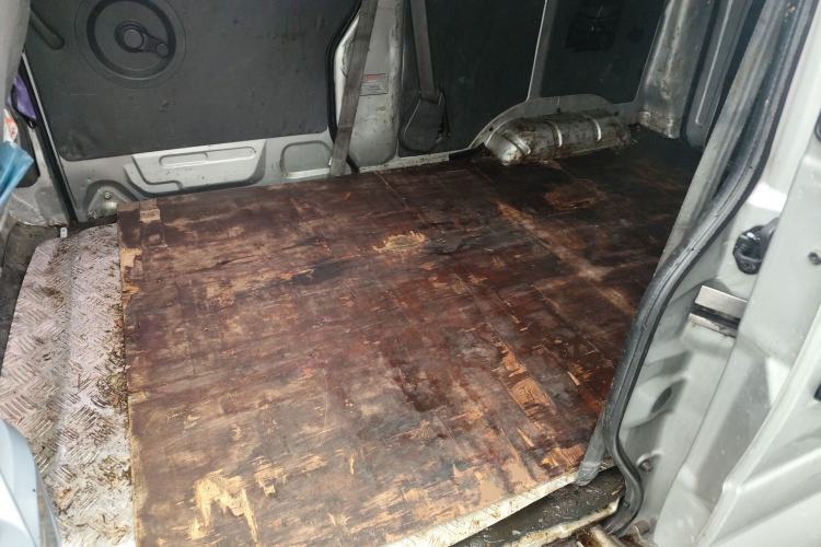 Used Dongfeng Xiaokang K05S 2018 1.2L Practical Model DK12 Left Rear Seat