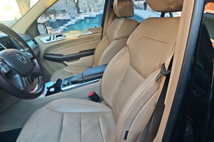 Used Mercedes-Benz M-Class 2015 ML 320 4MATIC
