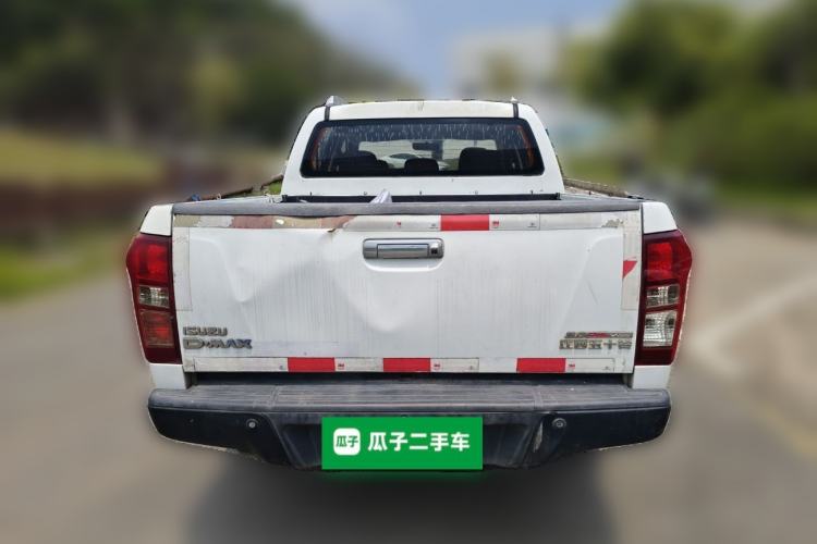 Used Isuzu D-MAX 2018 3.0T Two-Wheel Drive Automatic Elite Version 4JJ1-TC HI