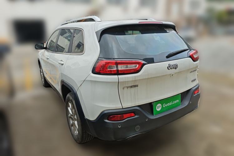 Used Jeep Cherokee 2017 2.0L Superior Edition