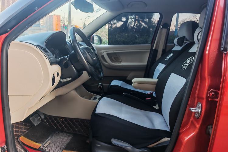 Used Skoda Fabia 2012 1.4L Automatic Crystal Edition