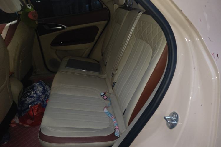 Used ORA Good Cat 2023 401 km Standard Range Prestige Version Lithium Iron Phosphate