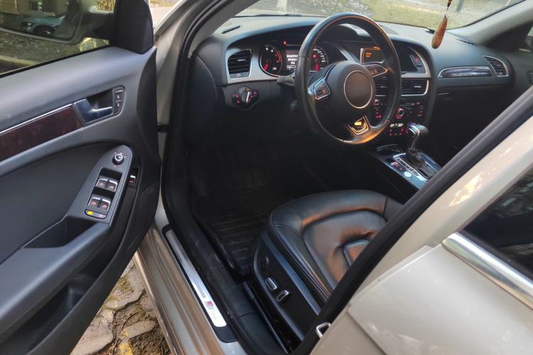 Used Audi A4L 2016 35 TFSI Collection Edition S line Comfort Model
