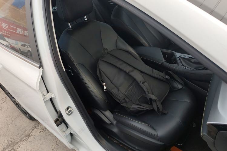 Used Roewe i5 2021 Revised Version 1.5L CVT Diamond Edition
