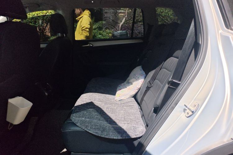 Used Volkswagen Tiguan L 2018 330TSI Automatic Two-Wheel Drive Luxury Edition Left Rear Seat