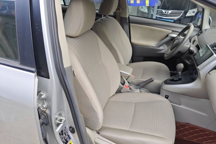 Used Toyota Verso 2015 180E CVT Crossover Edition
