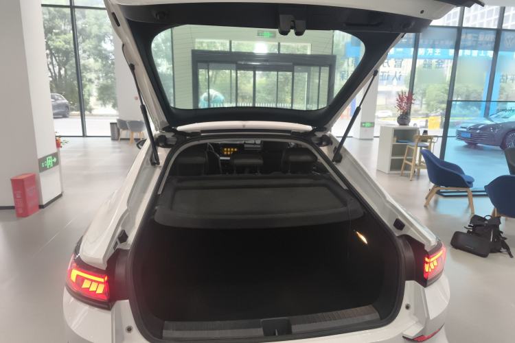 Used Volkswagen Lamando 2022 Lingdu L 280TSI DSG Spicy Edition Trunk