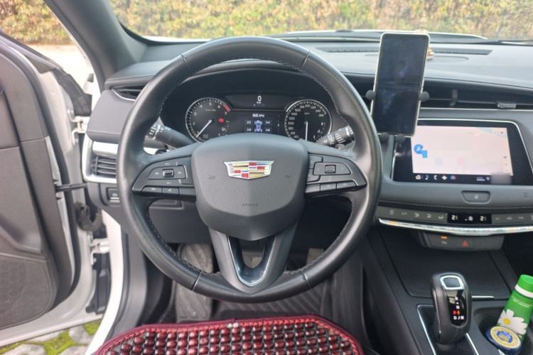 Used Cadillac XT4 2018 28T Two-Wheel Drive Tech Version
