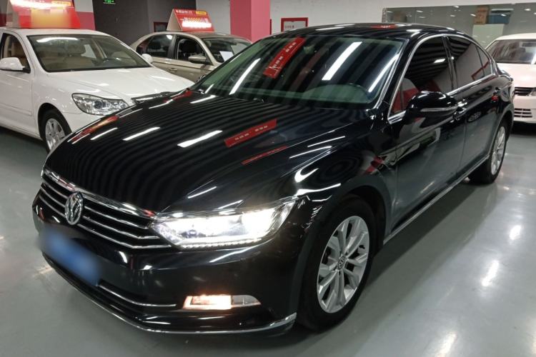 Used Volkswagen Magotan 2019 330TSI DSG Luxury Version China VI Standard