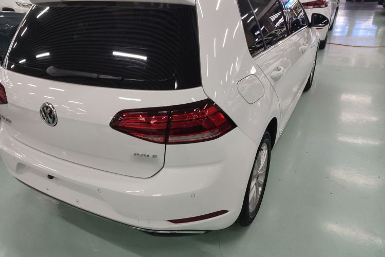 Used Volkswagen Golf 2018 230TSI Automatic Comfort Model
