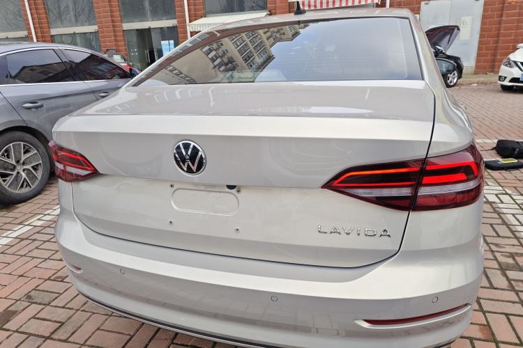 Used Volkswagen Lavida 2021 1.5L Automatic Vision Edition
