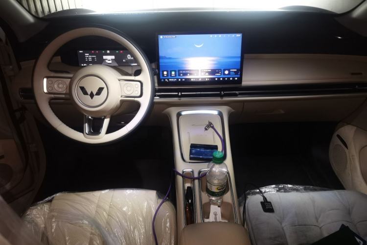 Used Wuling Bingo S 2025 Model 325km Deluxe Edition