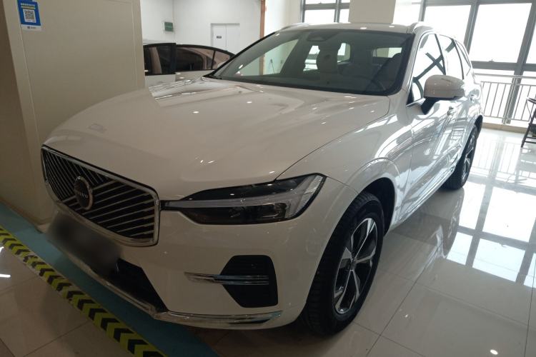 Used Volvo XC60 2026 B5 4x4 Smart Luxury Edition
