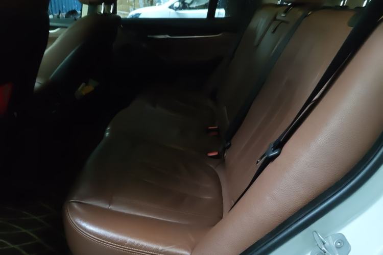 Used BMW X5 2015 xDrive28i
