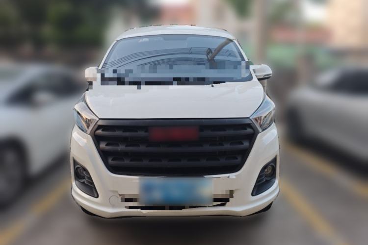 Used Jinbei Gold Hiace 2022 2.0L Passenger Van Magic Lion 7-Seater