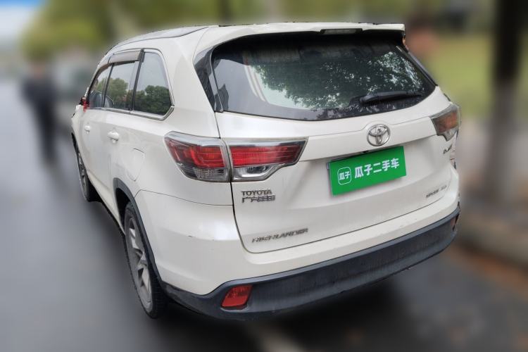 Used Toyota Highlander 2015 2.0T Four-Wheel Drive Luxury Navigation Version with 7 Seats
