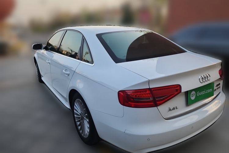 Used Audi A4L 2015 35 TFSI Automatic Comfort Model
