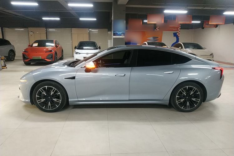 Used NETA S 2022 Pure Electric 715 km Range Rear-Wheel Drive Mid-Range Version