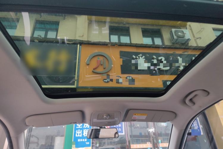 Used Roewe RX5 2019 20T Two-Wheel Drive Automatic 4G Connected Platinum Edition Headliner