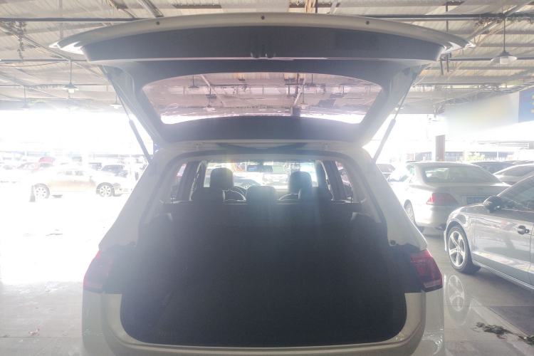 Used Volkswagen Tiguan L 2019 330TSI Automatic Two-Wheel Drive Panoramic Comfort Edition China VI Standard Trunk