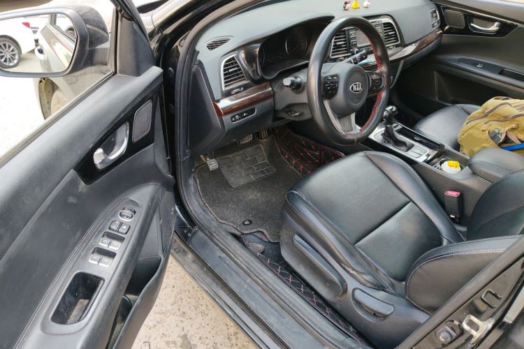 Used Kia K4 2014 1.8L Automatic GLS
