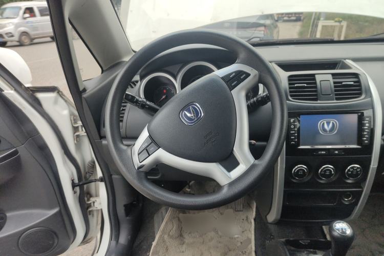 Used Changan CX20 2014 1.4L Manual Sunroof Navigation Version China V Standard
