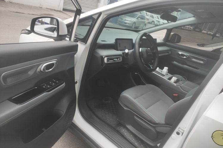 Used AION Y 2025 Plus 510 Enjoy Edition
