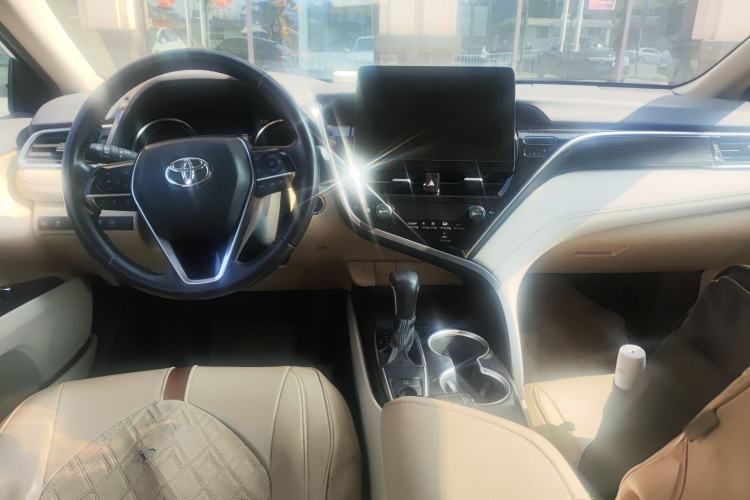 Used Toyota Camry 2021 2.0G Luxury Edition