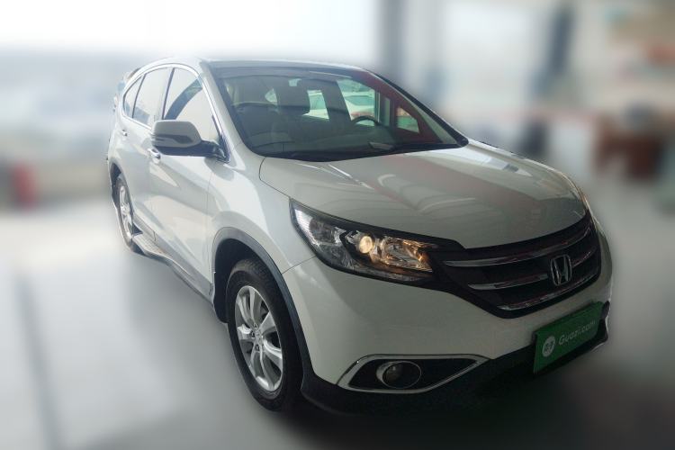 Used Honda CR-V 2015 2.0L 2WD Classic Edition Front Right 45 Deg