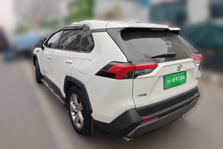 Used Toyota RAV4 2020 2.0L CVT Two-Wheel Drive Fashion Edition Rear Left 45 Deg